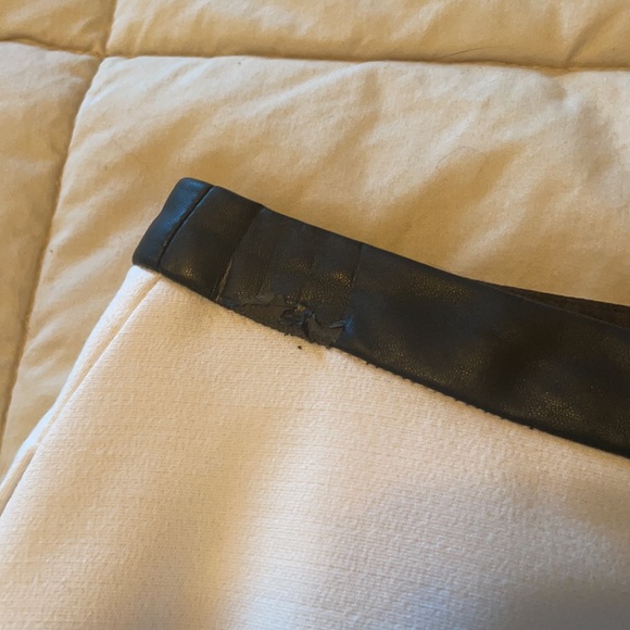 Leather trimmed satin-lined power skirt - Picture 4 of 4